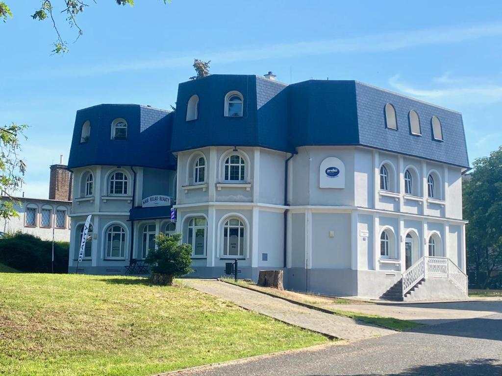 GrandLux Villa & Spa, Teplice